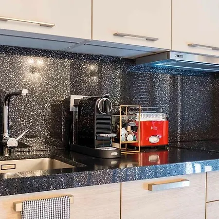 Appartement Luxurious In The Heart Of Puerto Banus Marbella